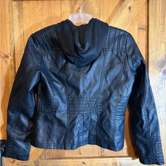 Black Leather Jacket - Picture 4 of 4